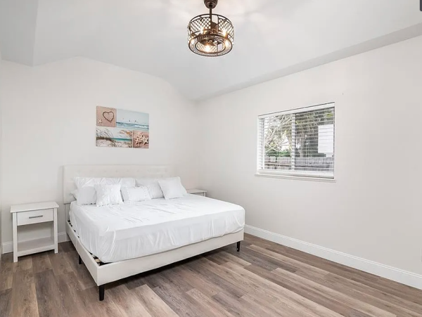 Exquisite 3-Bedroom Home in North Naples - Your Ideal Getaway